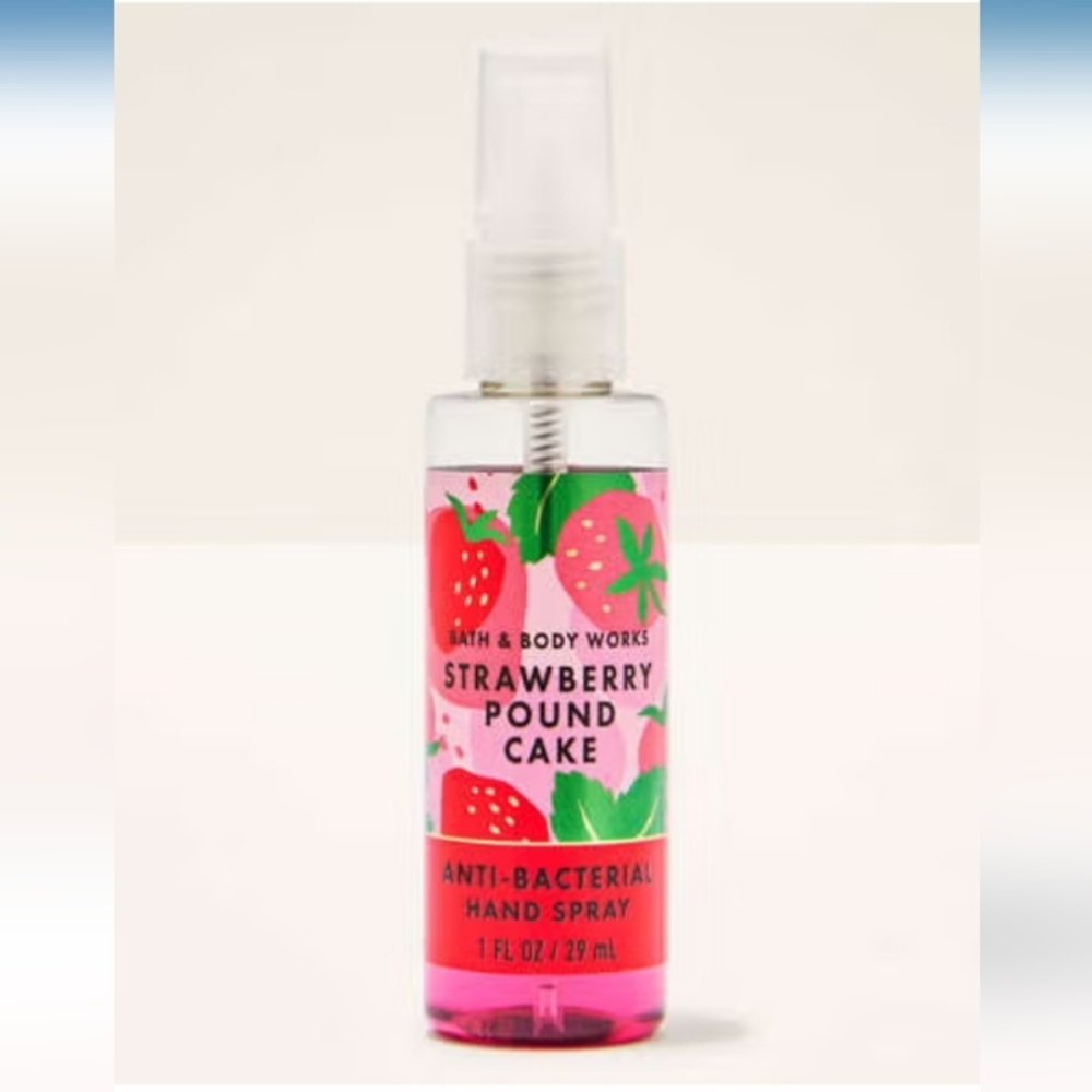 Bath & Body Works Strawberry Pound Cake Hand Spray - Pink and Green